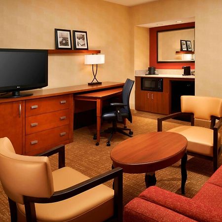 Courtyard Columbus Worthington Hotel Luaran gambar